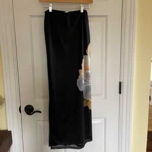 Black Chain Reaction Mesh Maxi Skirt. Pepper Mayo, size 2. Fitted.